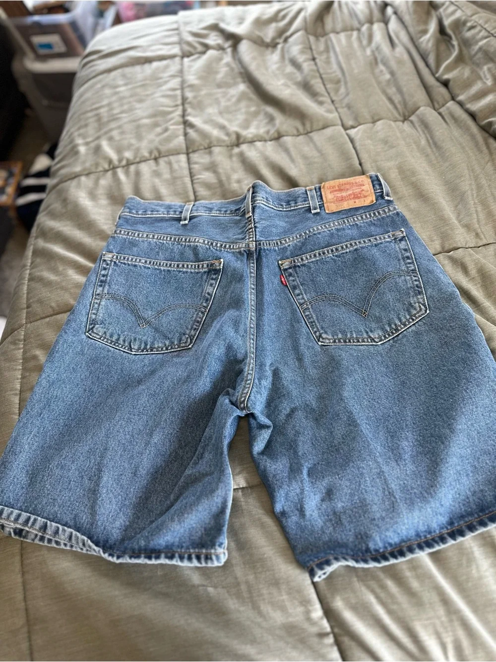 Levis classic relaxed